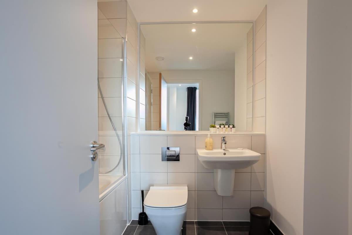 Spacious 2 Bed Apartment In Central Manchester Exteriör bild