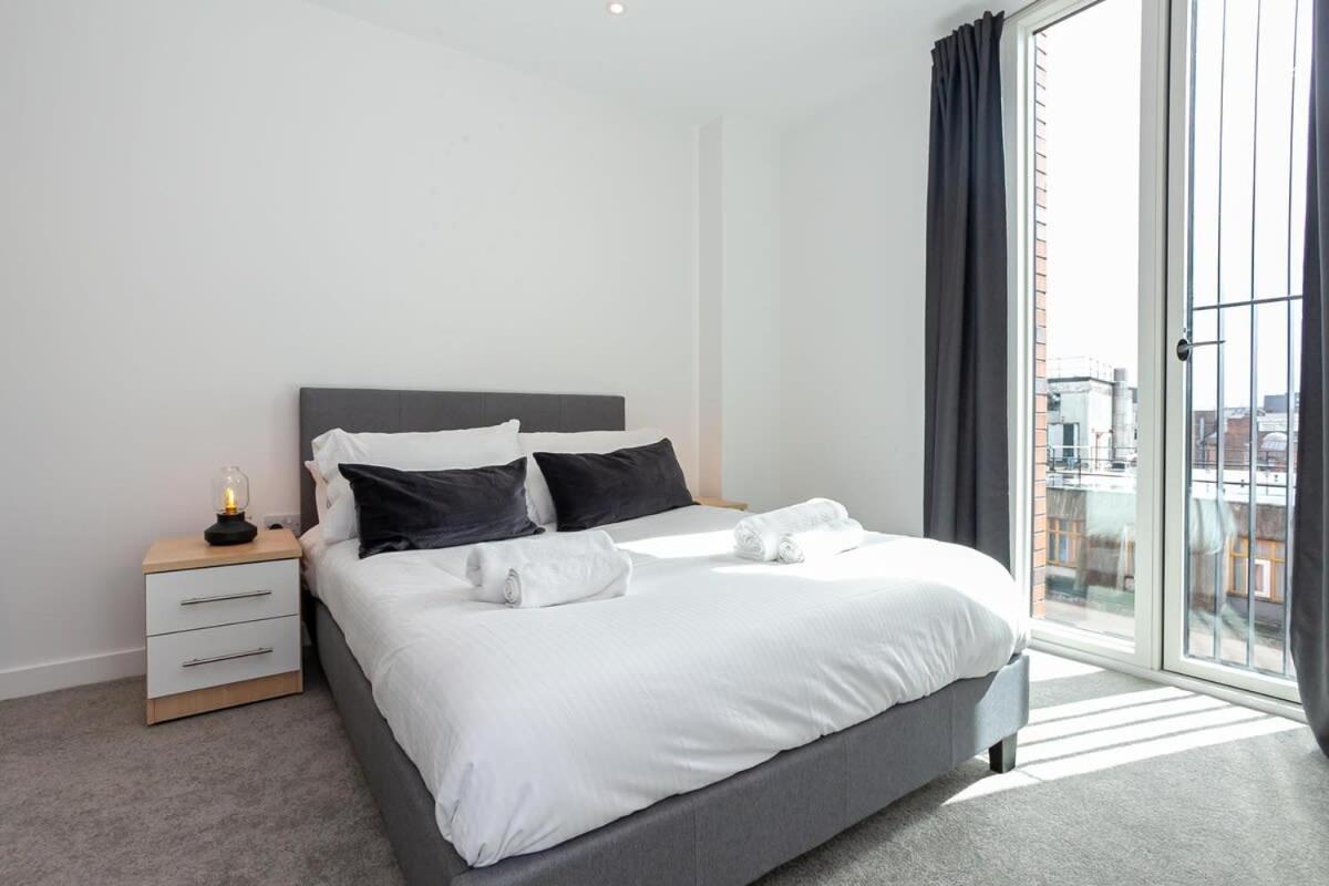 Spacious 2 Bed Apartment In Central Manchester Exteriör bild